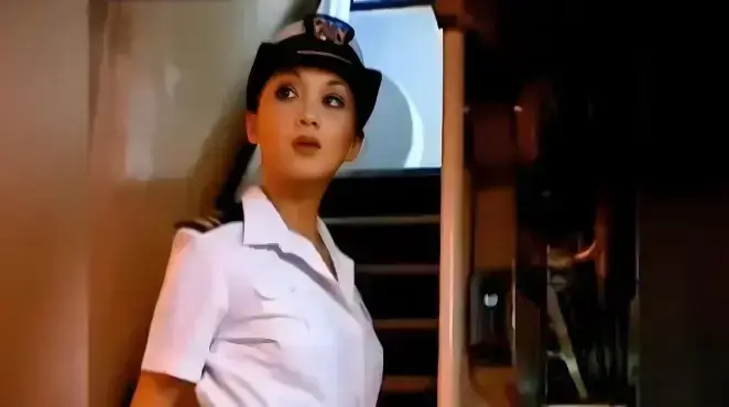 《女警奥莎娜》HD高清完整版在线观看_法国警匪片无删减资源免费看_星空影院同步更新1080P超清画质