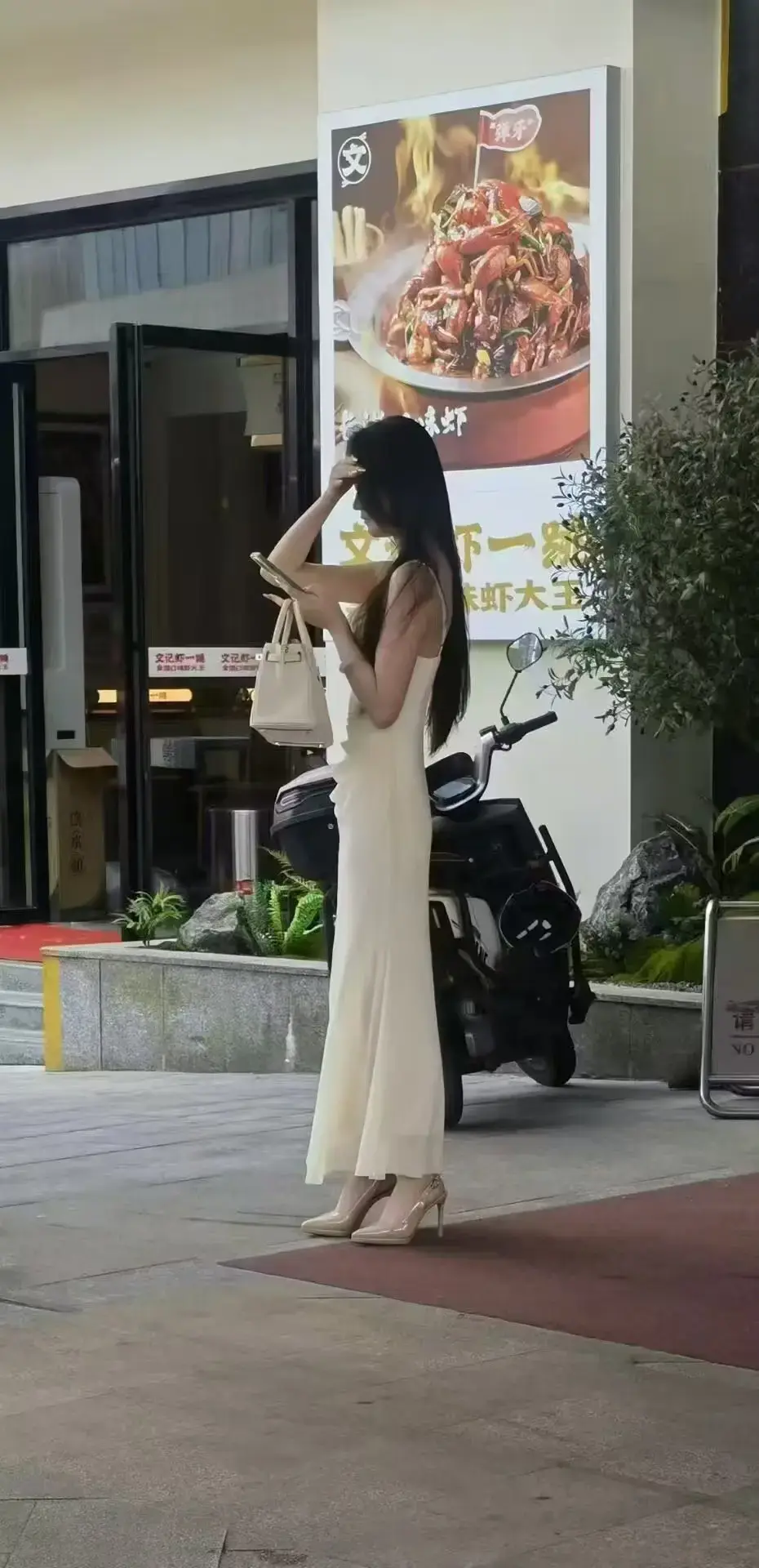 湖南邵东抓三姐后续反转视频流出，渣男神隐，《湖南邵东抓三姐》完整录像网盘高清秒存，在线畅播！