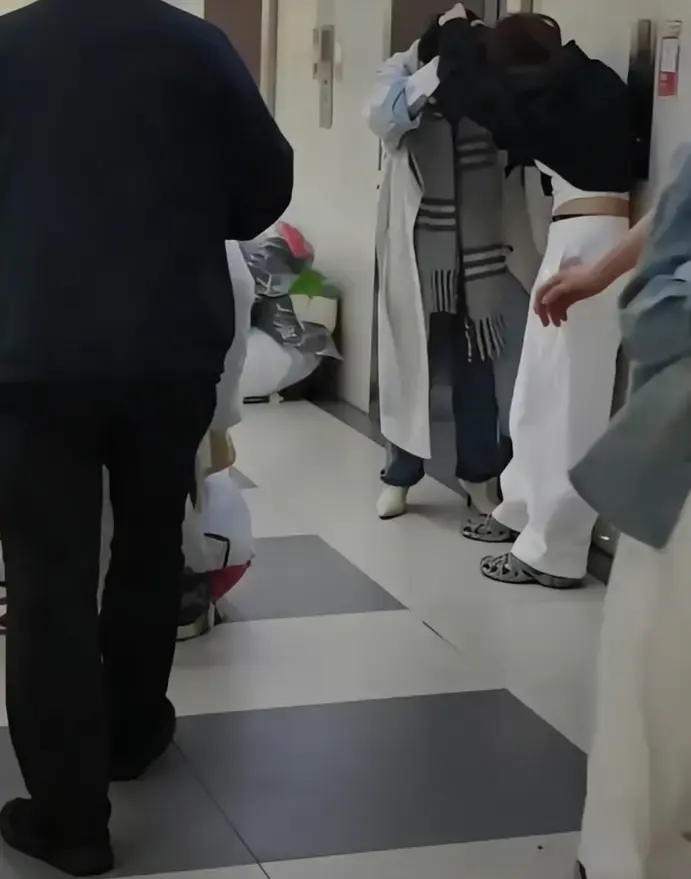 女汉子奋斗遭枕边人出卖高清