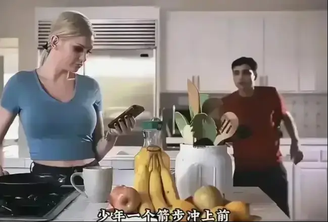 《母亲的烦恼》1080P高清无删减-法国伦理片免费在线观看-肯齐·泰勒演压抑母亲-母亲的烦恼女儿撞破妈妈犯罪现场：成年人心惊